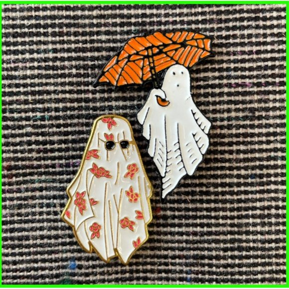 Jewelry - "Spooky Couple" Pin Pack